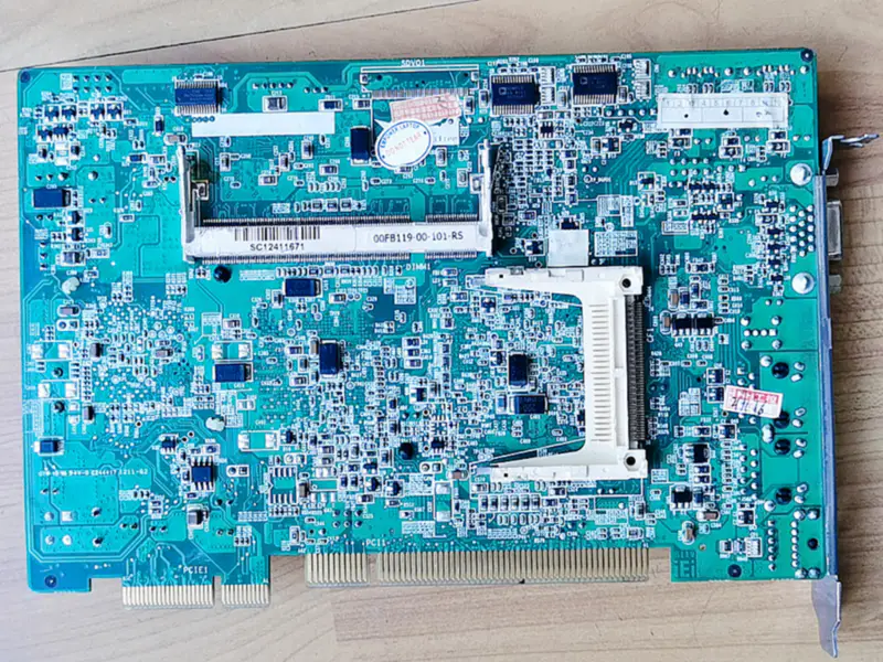 IEI PICOE-945GSE-N270-512MB-R10 alaplap