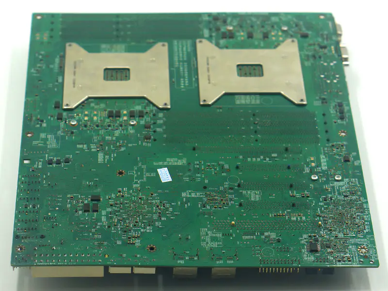 Intel S2400SC alaplap