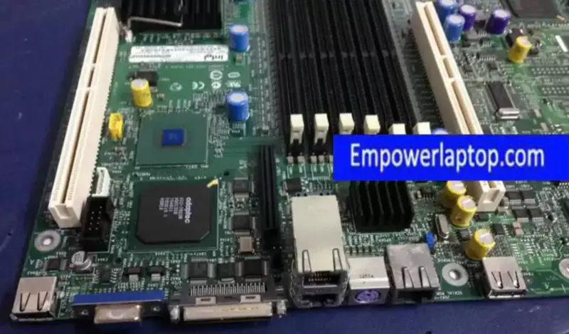 Intel SE7501WV2 dual 320MSCSI kártya RAID Sever alaplappal