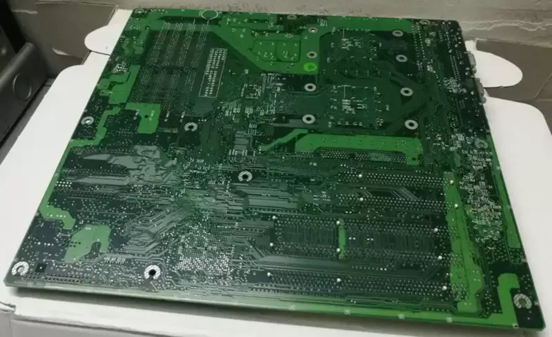 Intel SE7505VB2 604 interfészes szerver alaplap Dual Xeon