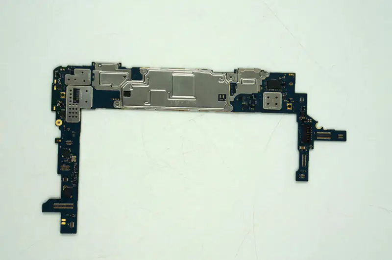Samsung Galaxy Tab 3 8.0 T315 feloldott alaplap teljes chipekkel