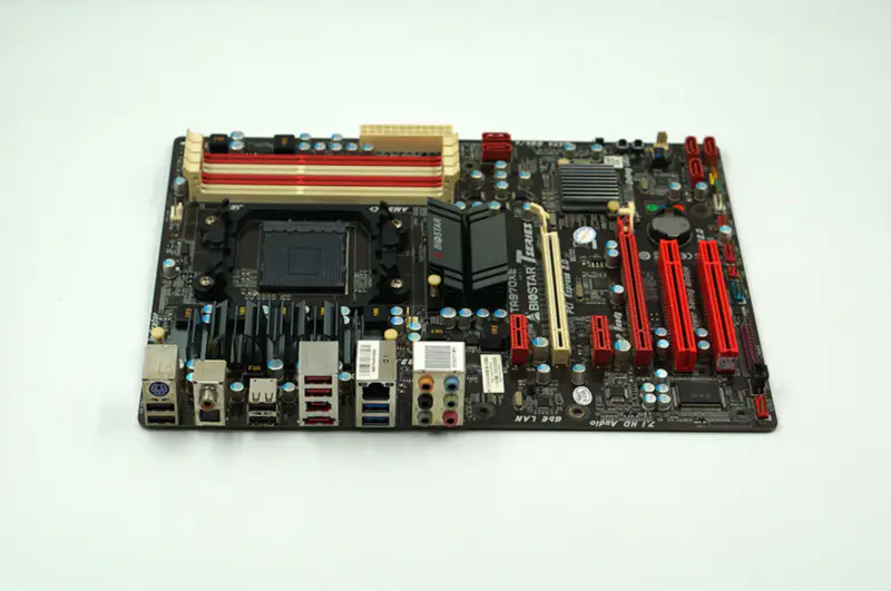 Biostar TA970XE AM3+ alaplap
