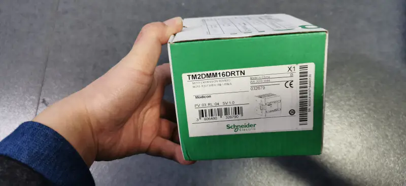 Schneider TM2DMM16DRTN PLC modul