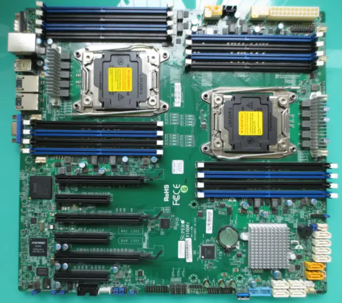 Supermicro X10DRI szerver alaplap