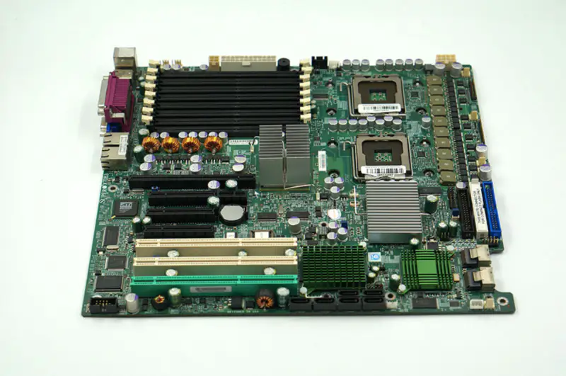 Supermicro X7DB3 alaplap