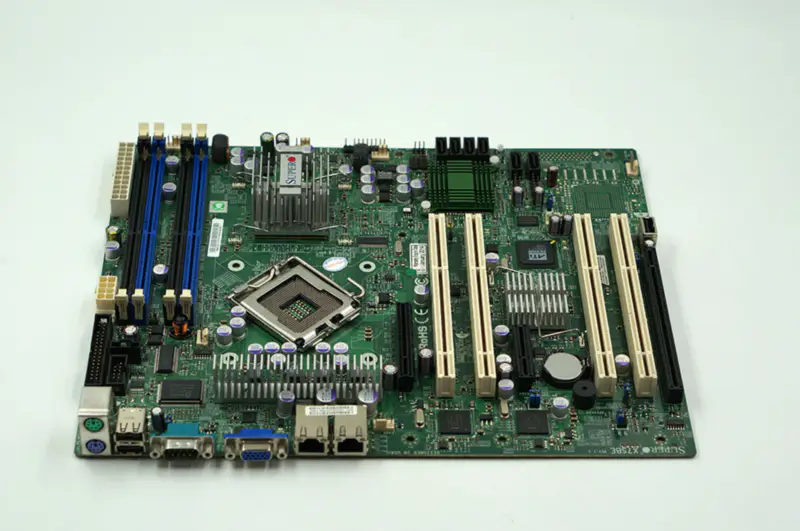 Supermicro X7SBE szerver alaplap