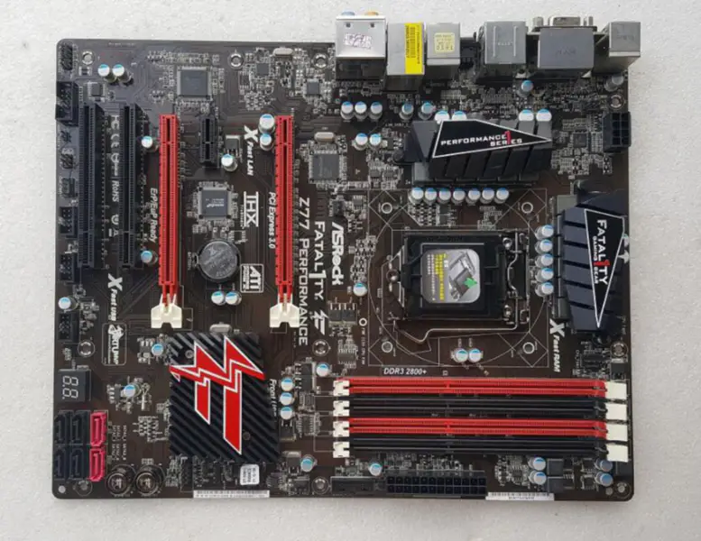 ASROCK Z77 PERFORMANCE alaplap