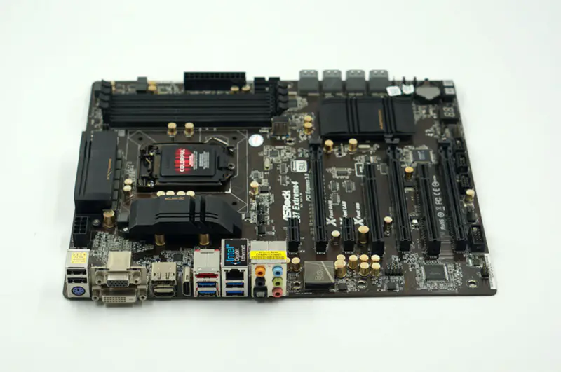 ASROCK Z87 Extreme 4 alaplap LGA1150 DDR3 32G ATX