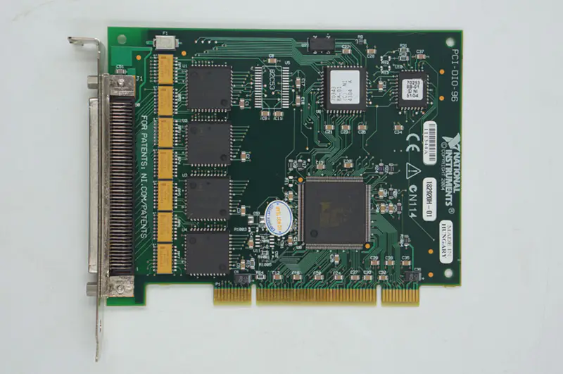 NI PCI-DIO-96 96 bites párhuzamos digitális I/O PCI kártya lapka