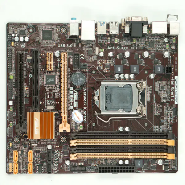 Asus B85M-E B85 LGA1150 Micro-ATX alaplap B85 LGA1150